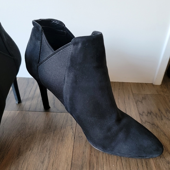 COLE HAAN ANKLE Suede Booties Boots Heels Shoes Black Size 10 - Picture 3 of 9